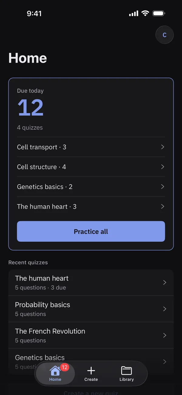 Écran d’accueil de l’app CanQuiz pour iPhone : 12 questions à revoir aujourd’hui dans quatre quiz, et le bouton pour s’entraîner sur tout